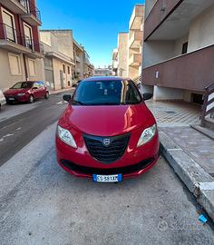 LANCIA Y