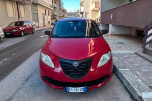 LANCIA Y