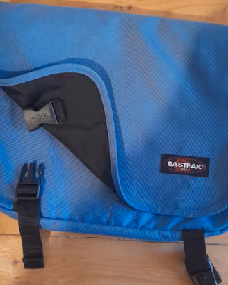 Borsa tracolla Eastpack