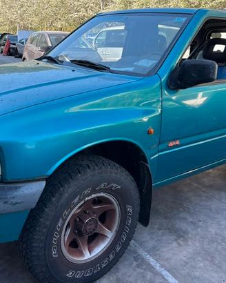 OPEL FRONTERA per ricambi usati