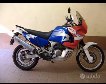 Honda Africa Twin 750 cc.