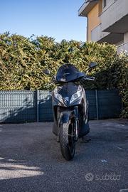 Peugeot Geopolis 300 - 2012