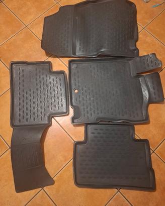 Tappetini di gomma per Nissan Qashqai J11