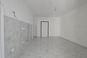 Apartamento ristrutturato con posto auto