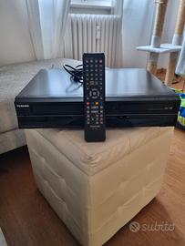 DVD video recorder cassette vhs Toshiba