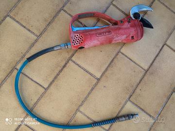 forbici pneumatiche per potatura Lisam