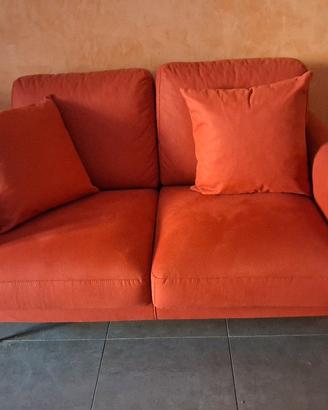 divano 2 posti