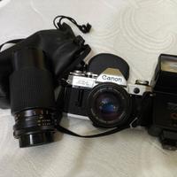 Fotocamera Canon AE-1 teleobiettivo e flash 