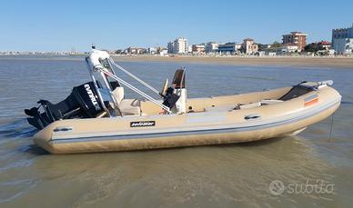Gommone Solemar E51S Offshore + Evinrude 70HP + Ca