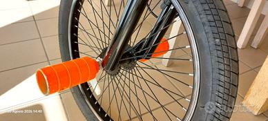 Bmx Instinct
