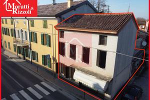 CASA DI TESATA a Versa