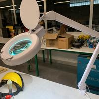 LENTE INGRANDIMENTO CON LAMPADA
