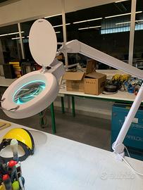 LENTE INGRANDIMENTO CON LAMPADA