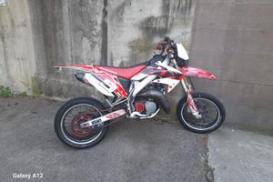 HM CRM 125 2t 2011