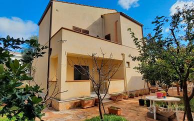 Mondello - via agenore