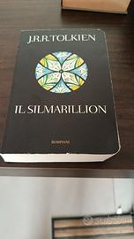 libro j.r.r. tolkien il silmarillion