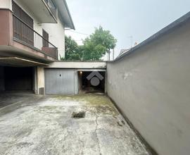 AUTORIMESSA A RIVAROLO CANAVESE