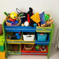 Mobiletto giochi montessori