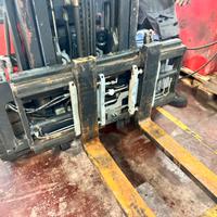 Posizionatelo forche per muletto