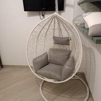 poltrona sospesa a dondolo