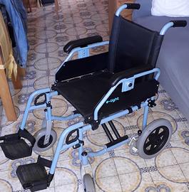 Carrozzina da transito per disabili