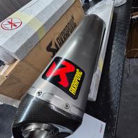 Silenziatore Akrapovic Tmax 