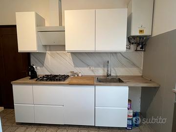 CUCINA IKEA METOD COMPLETA DI ELETTRODOMESTICI