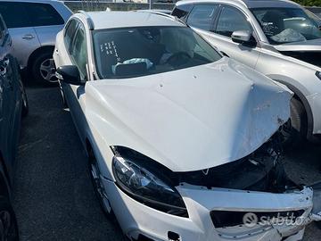 CAMBIO MANUALE 6M volvo v40 d4204t8 50.000km