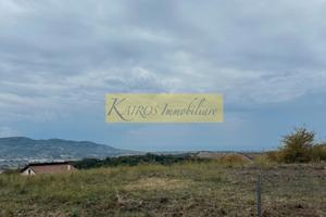 Giungano, terreno con progetto vista mare