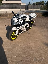 Suzuki GSX-R 600 depo A2