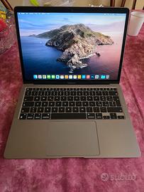 Macbook Air m1 97% batteria