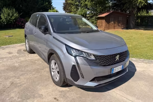 Peugeot 3008 BlueHDi 130 S&S EAT8 Active Pack