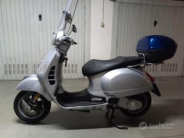 Piaggio Vespa 250 GTS - 2007