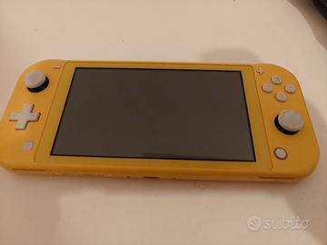 Nintendo switch lite + 2 giochi