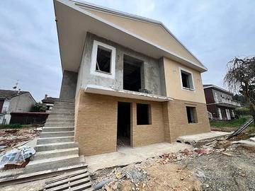 Villa di 260 m² con più di 5 locali e box auto dop