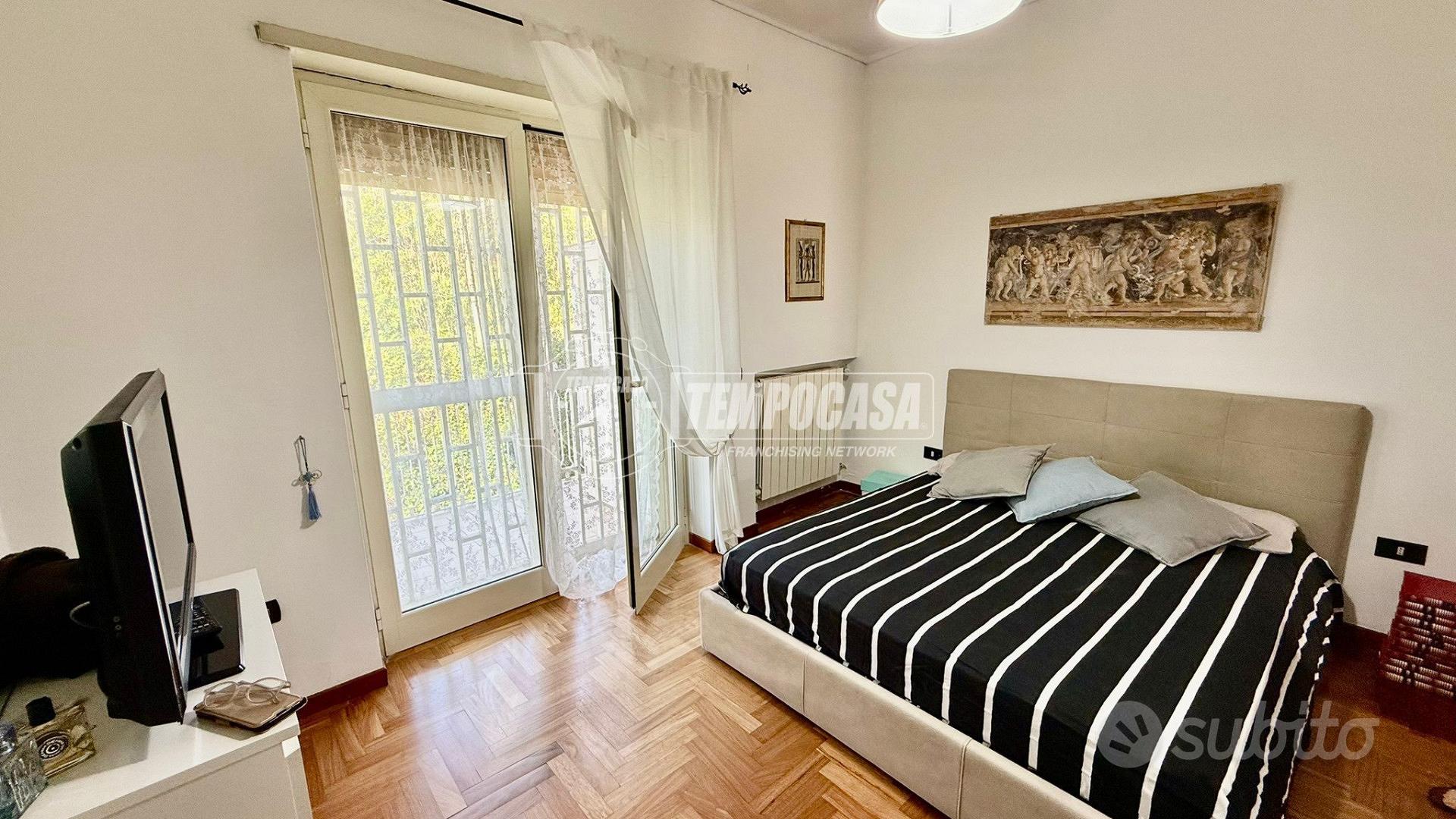 Apartment in Napoli, San Ferdinando, Municipalità 1 - Vista 2