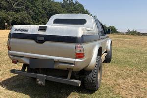 mitsubishi L200 ( fuoristrada )