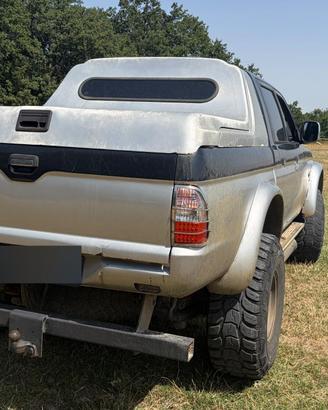 mitsubishi L200 ( fuoristrada )