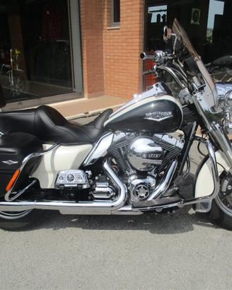 Harley-Davidson FLHRC 103 Road King Classic 2014