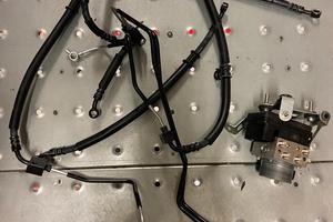 Centralina e tubazioni ABS yamaha R6 2017