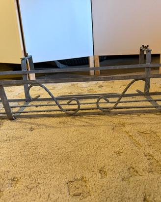 Fioriere in ferro battuto