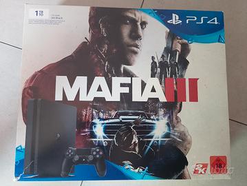PS4  Slim console  1 TB + 2 Joypads originali 