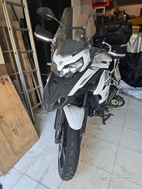 Moto Benelli TRK 502X
