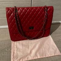 Borsa trapuntata rossa con tracolla