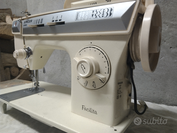 Macchina da cucire singer