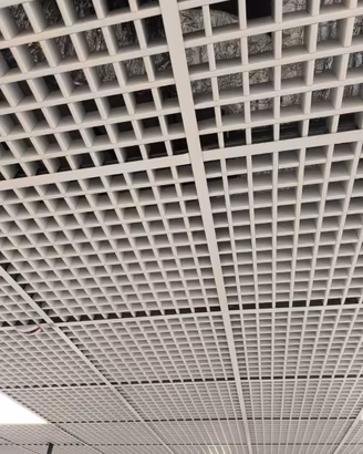 Controsoffitto grigliato carabottino d'alluminio
