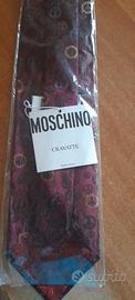 cravatta Moschino 