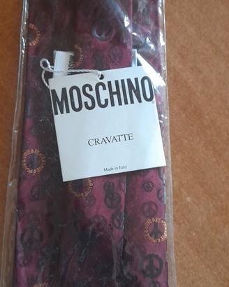 cravatta Moschino 