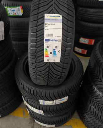 4 Gomme Nuove MICHELIN CrossClimate3-225/45R17 94Y