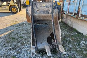 MB BENNA FRANTOIO CRUSHER 70.2